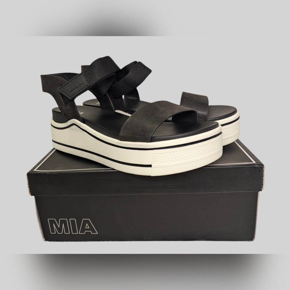 Mia Vegan Leather Platform Sandals, Size 9.5